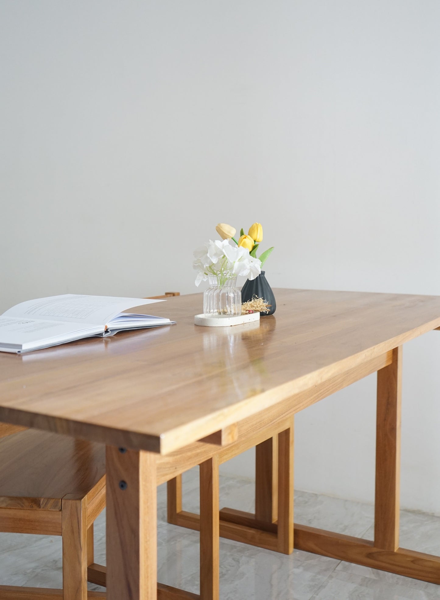 Heiwa Dining Table